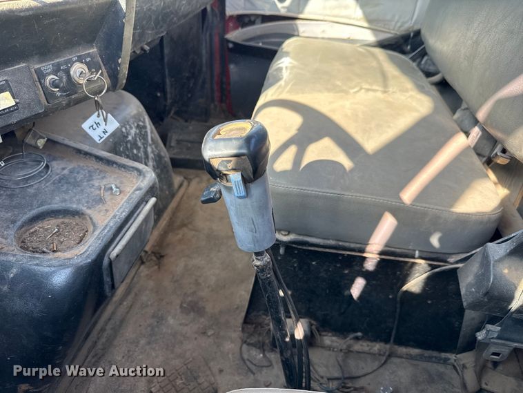 image for item NL9937 1996 Volvo  tank truck