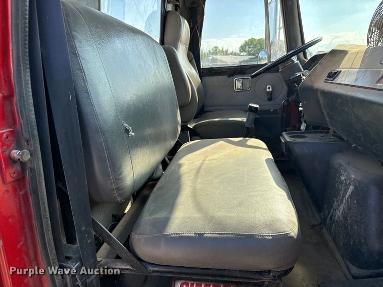 image for item NL9937 1996 Volvo  tank truck