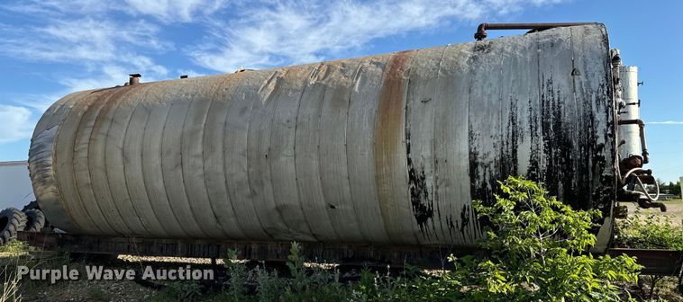 image for item NL9943 Liquid asphalt tank