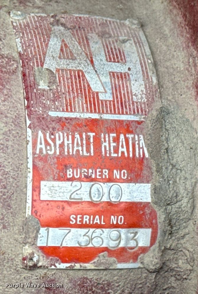 image for item NL9943 Liquid asphalt tank