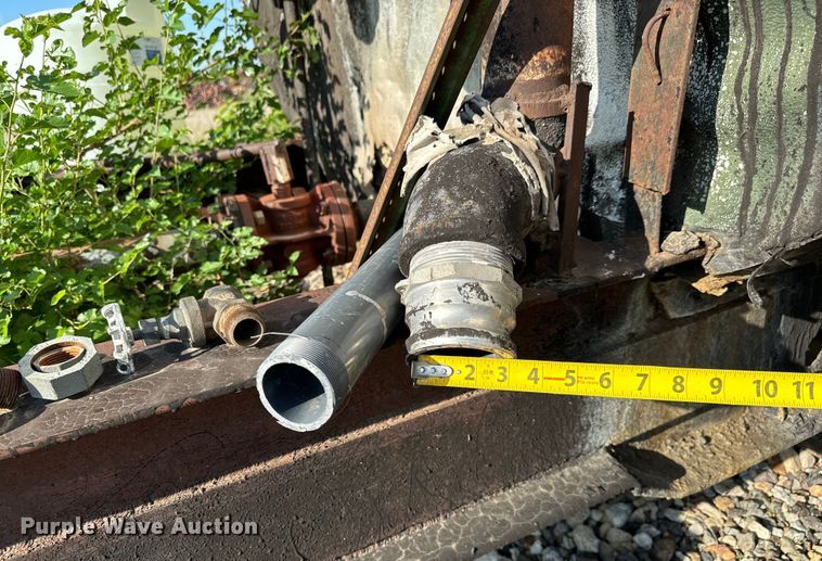 image for item NL9943 Liquid asphalt tank