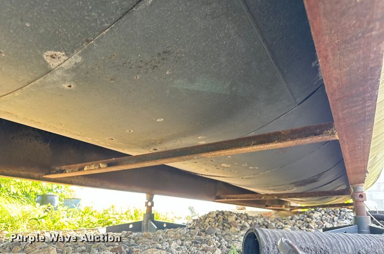 image for item NL9943 Liquid asphalt tank