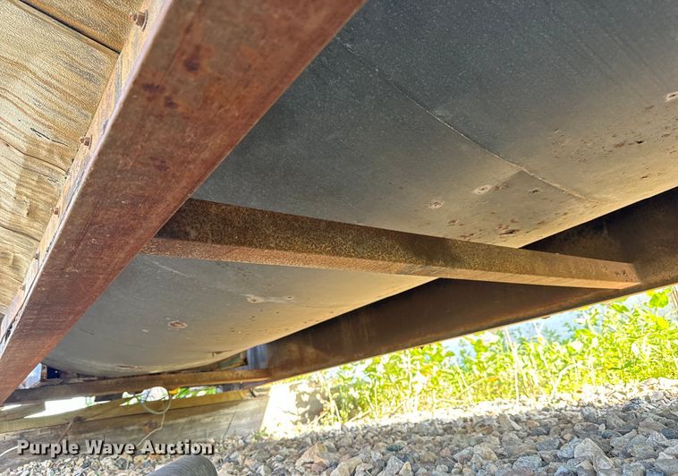 image for item NL9943 Liquid asphalt tank