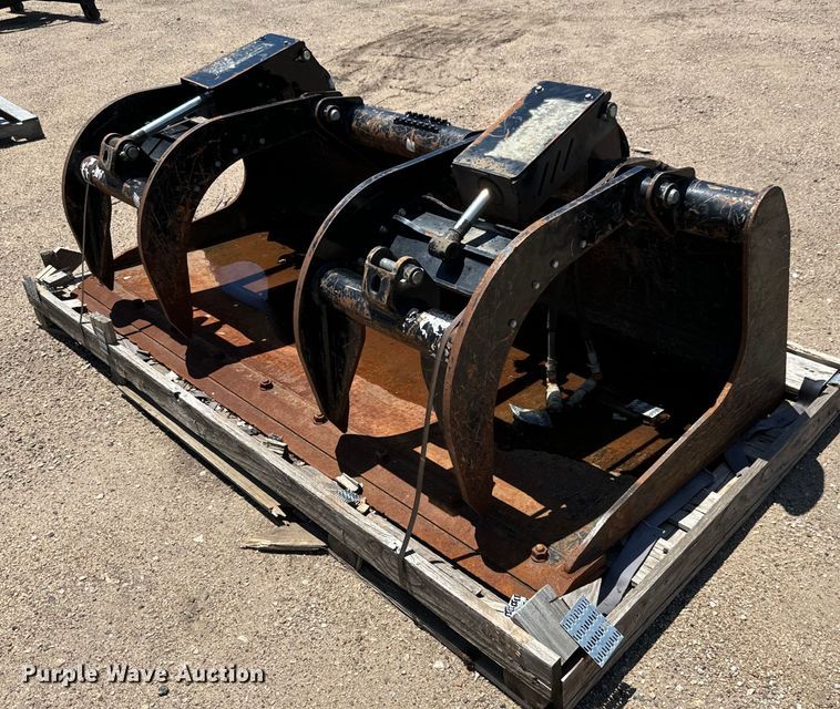 image for item NL9950 Skid steer grapple bucket