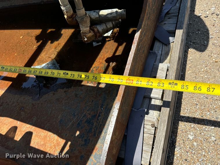 image for item NL9950 Skid steer grapple bucket