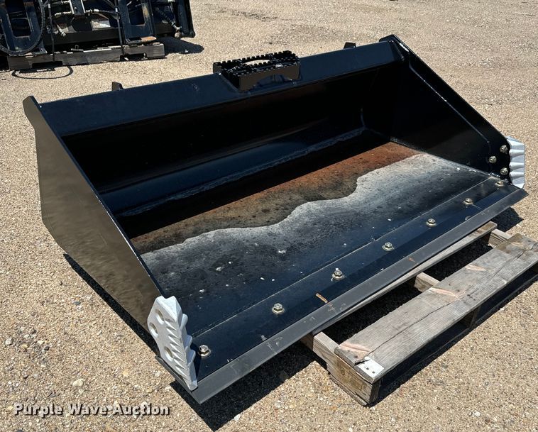 image for item NL9957 Skid steer bucket