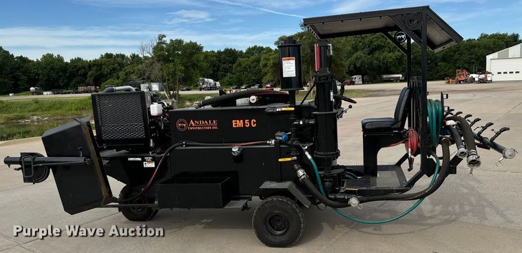 image for item NL9976 2019 Blastcrete DA-350 Seal coat applicator 