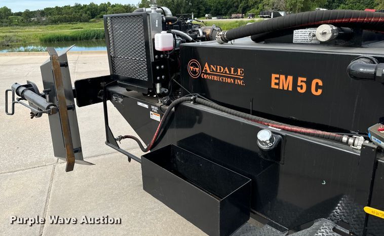 image for item NL9976 2019 Blastcrete DA-350 Seal coat applicator 