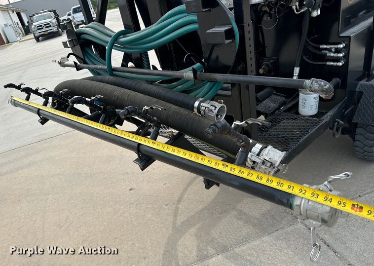 image for item NL9976 2019 Blastcrete DA-350 Seal coat applicator 