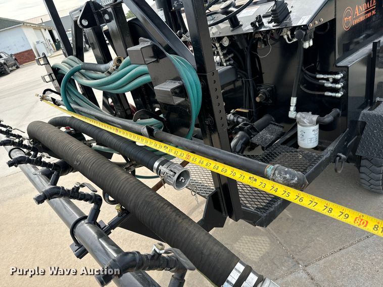 image for item NL9976 2019 Blastcrete DA-350 Seal coat applicator 