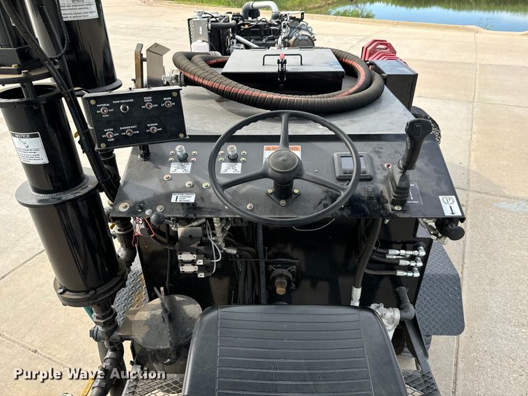 image for item NL9976 2019 Blastcrete DA-350 Seal coat applicator 