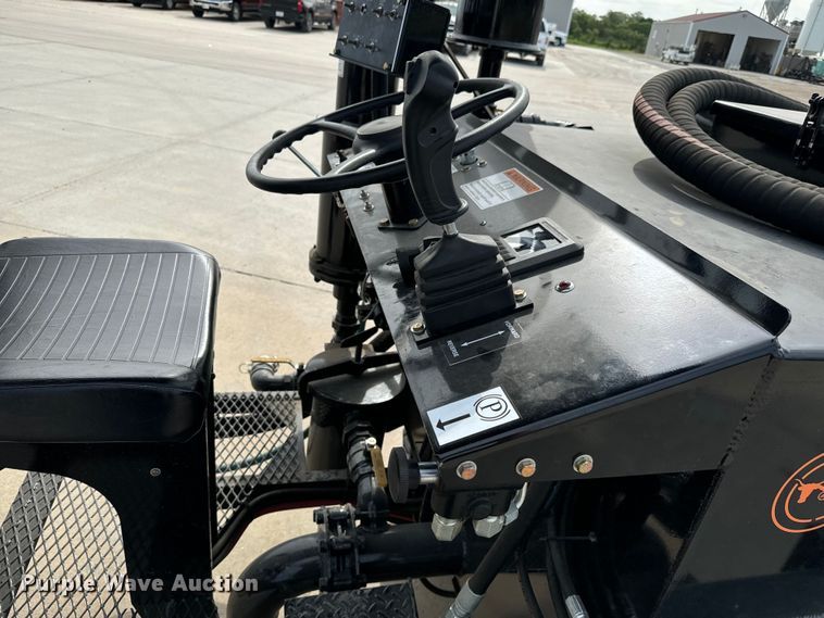 image for item NL9976 2019 Blastcrete DA-350 Seal coat applicator 