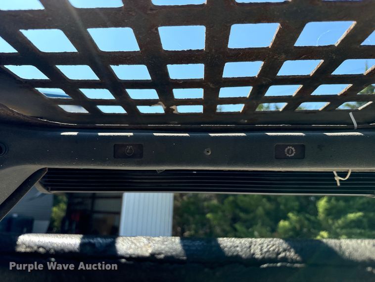 image for item NL9982 1983 Bobcat 743 skid steer loader