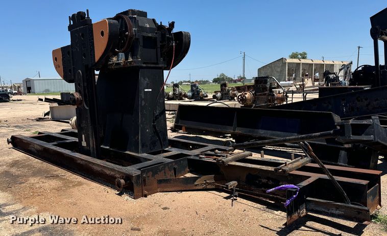 image for item NL9989 RigMaster 228 pump jack 