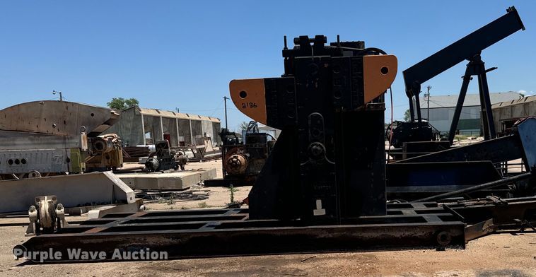 image for item NL9989 RigMaster 228 pump jack 