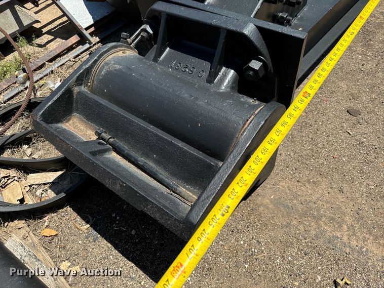 image for item NL9990 Lufkin 320 pump jack