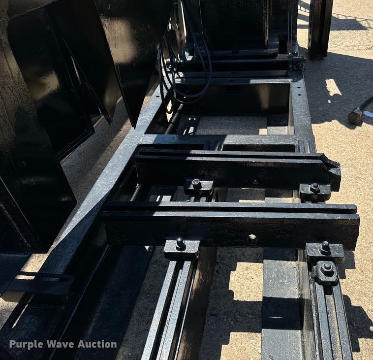 image for item NL9992 Lufkin TC320D  pump jack