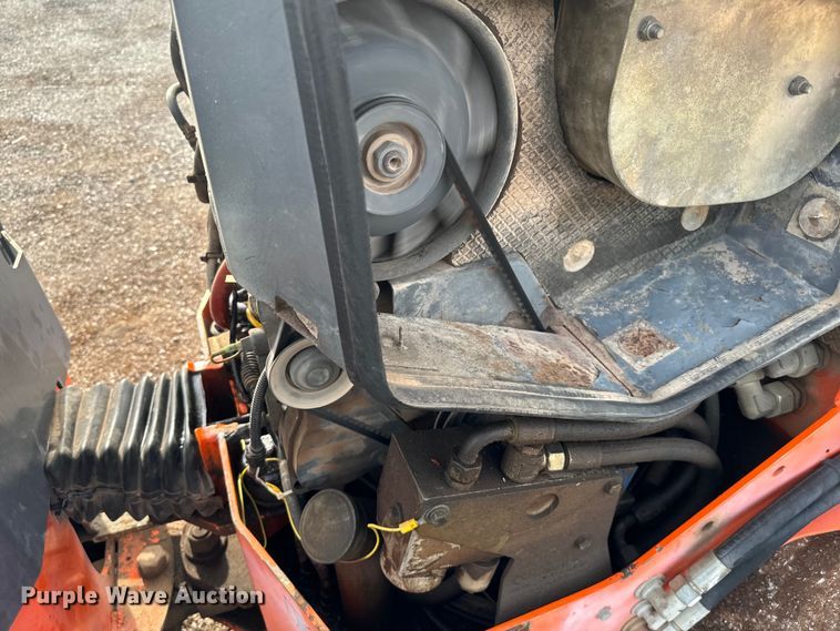 image for item NQ9569 Hamm HD13 double drum roller