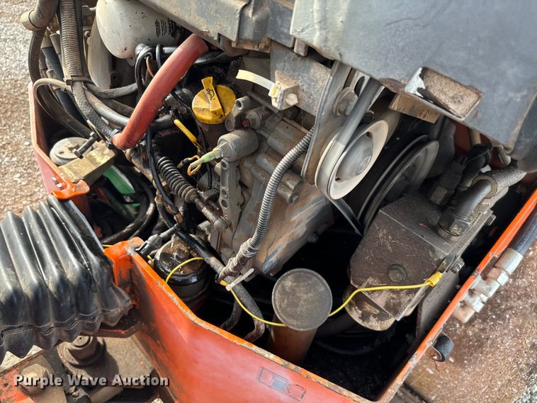 image for item NQ9569 Hamm HD13 double drum roller