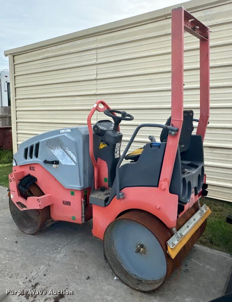 image for item NQ9570 2011 Hamm HD10C double drum roller