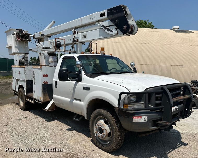 image for item NR9910 2003 Ford F350 Super Duty bucket truck