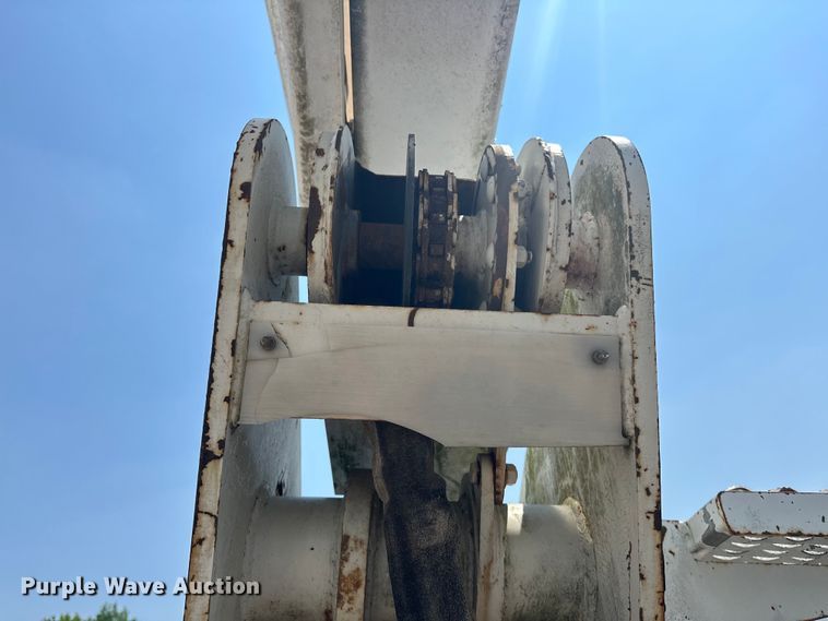 image for item NR9910 2003 Ford F350 Super Duty bucket truck