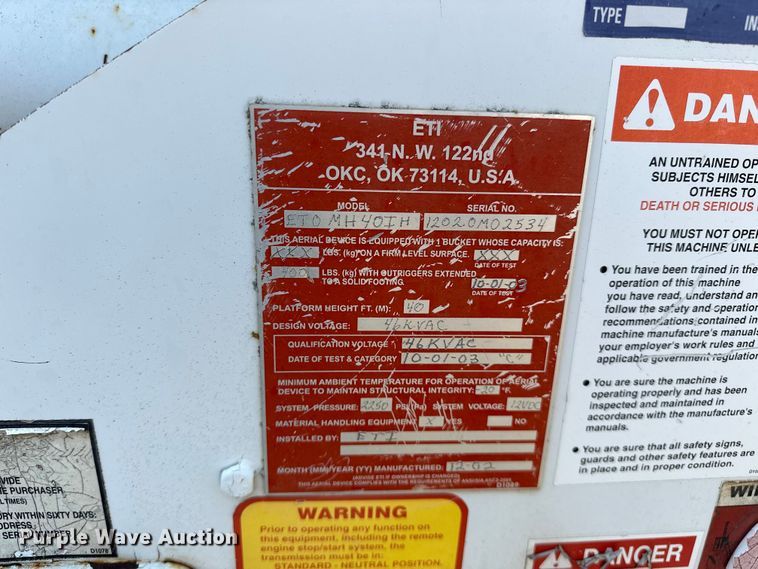 image for item NR9910 2003 Ford F350 Super Duty bucket truck