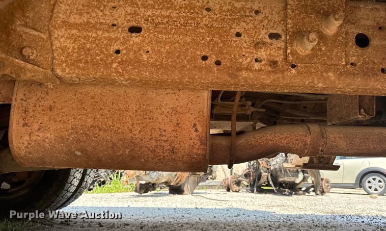 image for item NR9910 2003 Ford F350 Super Duty bucket truck