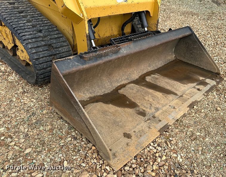 image for item NR9977 2018 Caterpillar  259D tracked skid steer loader