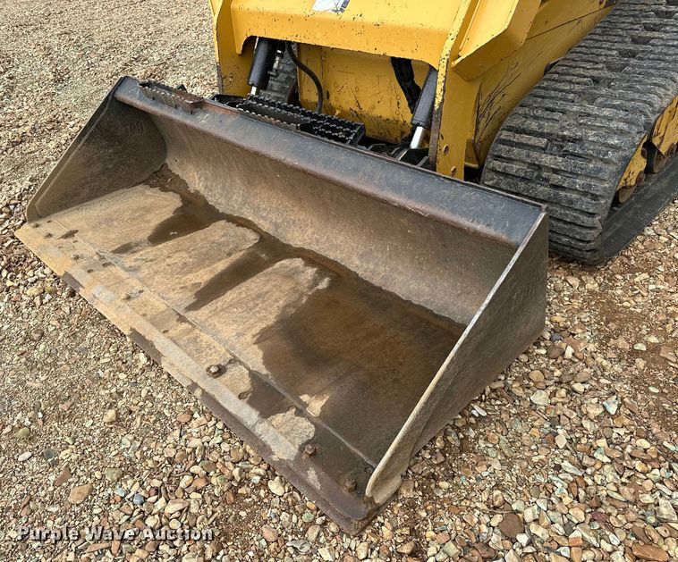 image for item NR9977 2018 Caterpillar  259D tracked skid steer loader