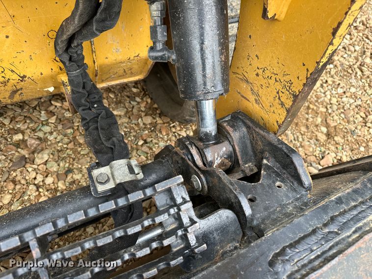 image for item NR9977 2018 Caterpillar  259D tracked skid steer loader