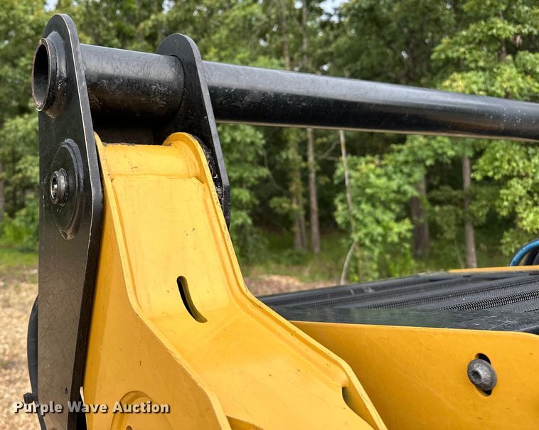 image for item NR9977 2018 Caterpillar  259D tracked skid steer loader