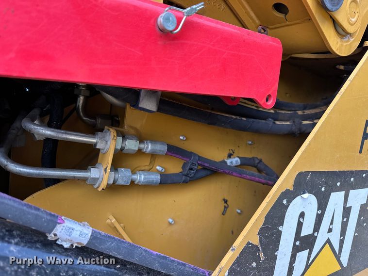 image for item NR9977 2018 Caterpillar  259D tracked skid steer loader