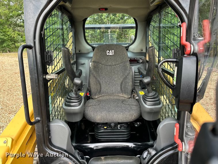 image for item NR9977 2018 Caterpillar  259D tracked skid steer loader