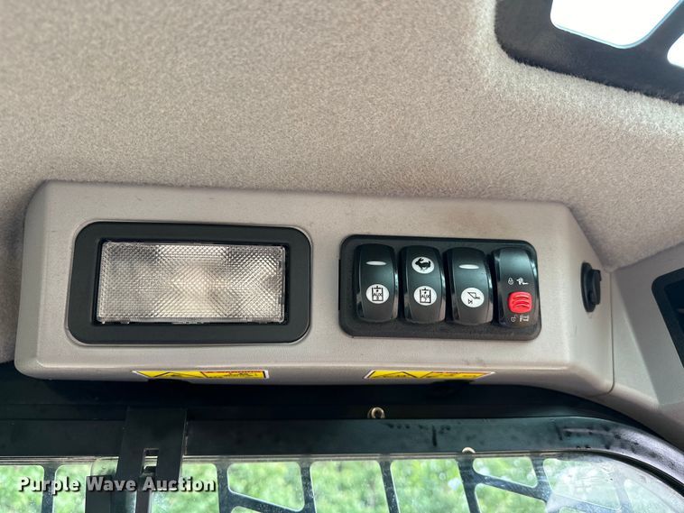 image for item NR9977 2018 Caterpillar  259D tracked skid steer loader