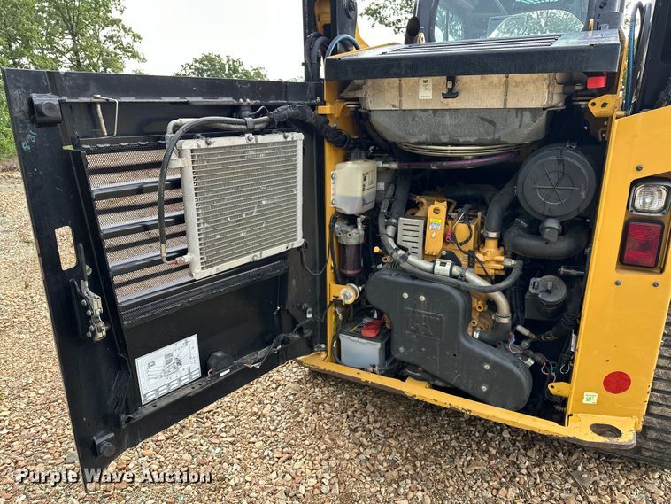 image for item NR9977 2018 Caterpillar  259D tracked skid steer loader