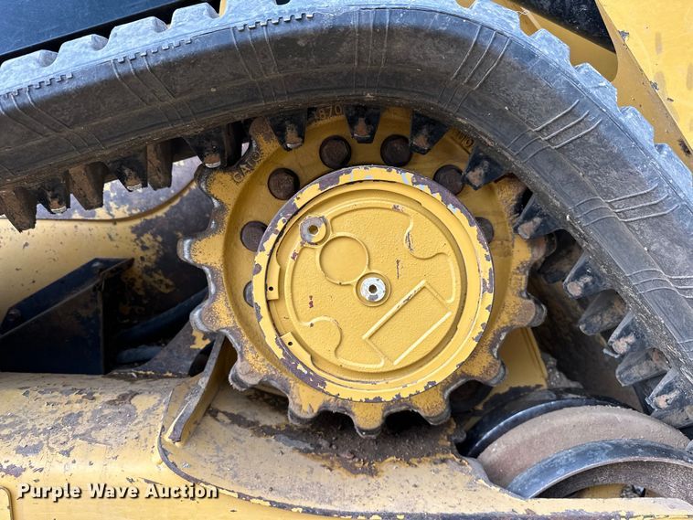 image for item NR9977 2018 Caterpillar  259D tracked skid steer loader