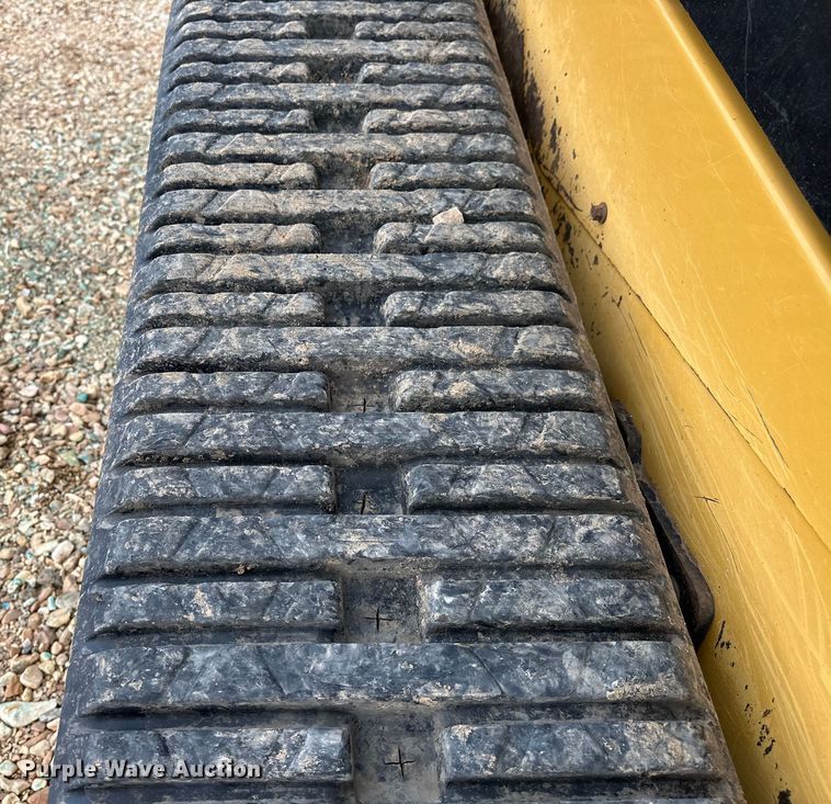 image for item NR9977 2018 Caterpillar  259D tracked skid steer loader