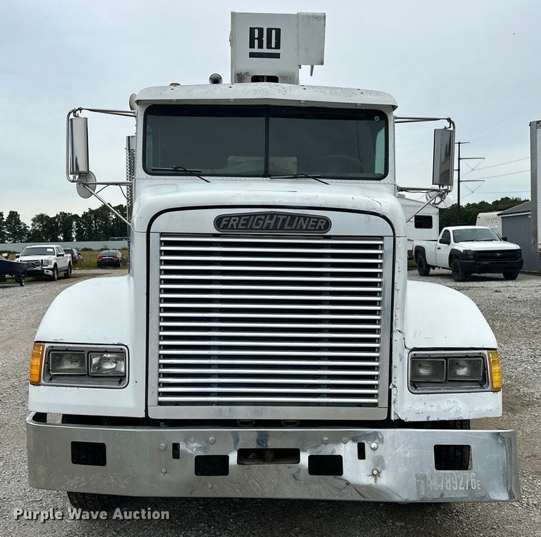 image for item NR9978 1992 Freightliner  FLD crane truck