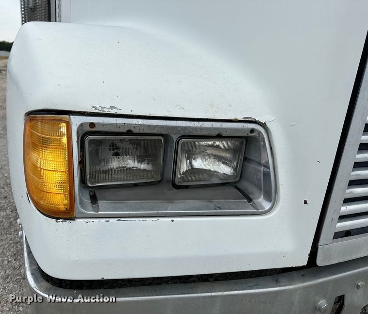 image for item NR9978 1992 Freightliner  FLD crane truck