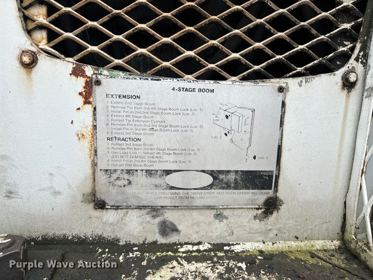 image for item NR9978 1992 Freightliner  FLD crane truck