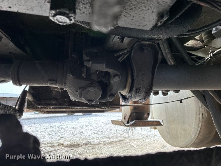 image for item NR9978 1992 Freightliner  FLD crane truck