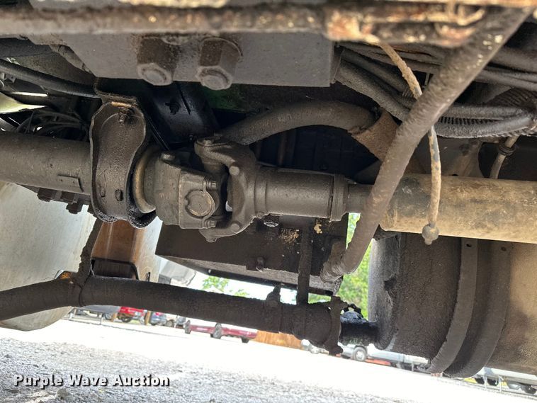 image for item NR9978 1992 Freightliner  FLD crane truck