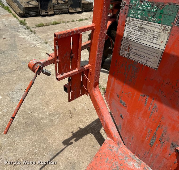 image for item NR9988 MBW CG200 curb machine