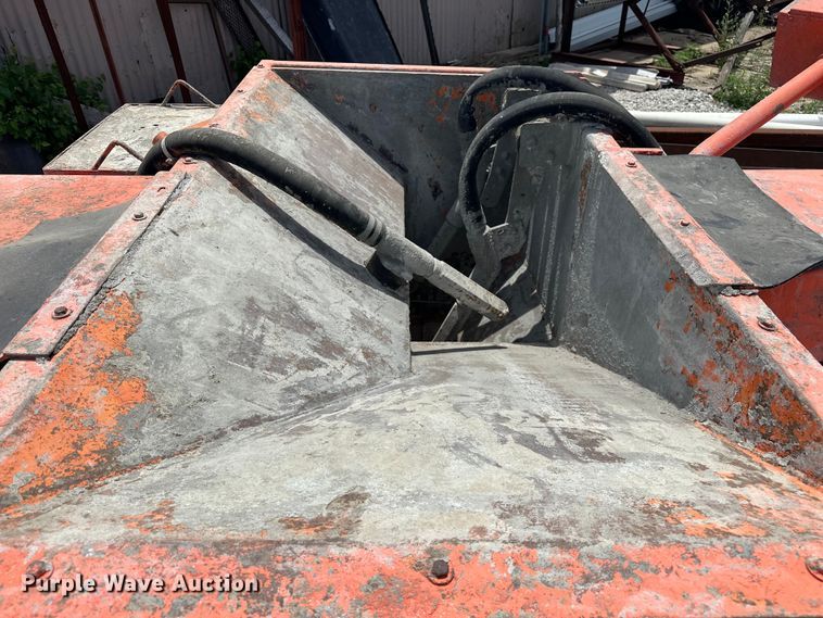 image for item NR9988 MBW CG200 curb machine