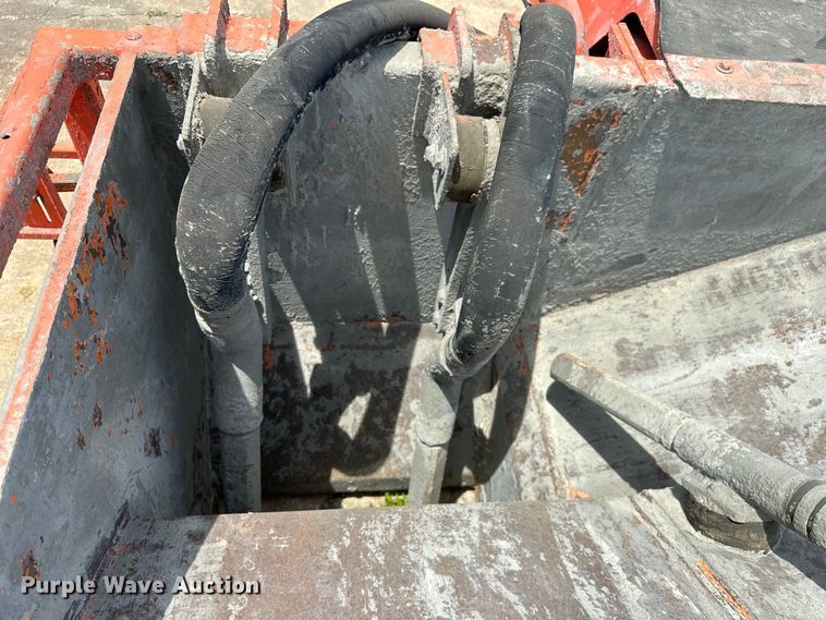 image for item NR9988 MBW CG200 curb machine