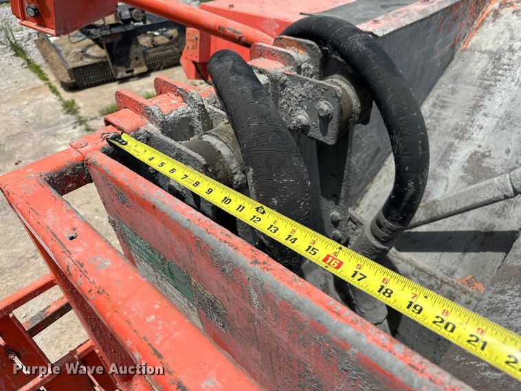 image for item NR9988 MBW CG200 curb machine