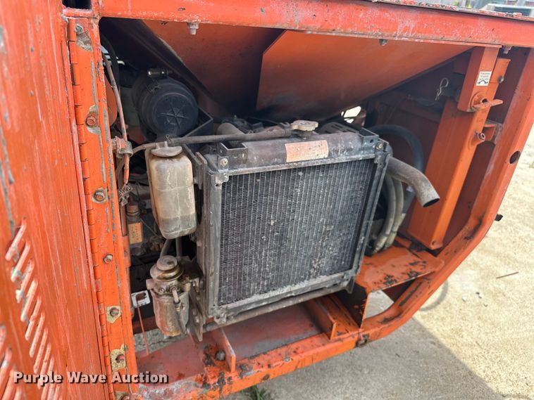 image for item NR9988 MBW CG200 curb machine