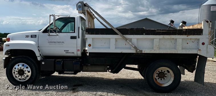 image for item NT9282 1997 GMC  C7500 dump truck