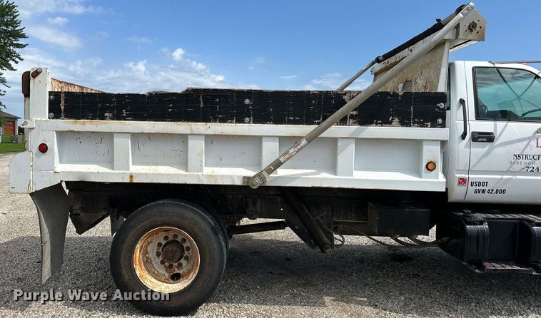 image for item NT9282 1997 GMC  C7500 dump truck